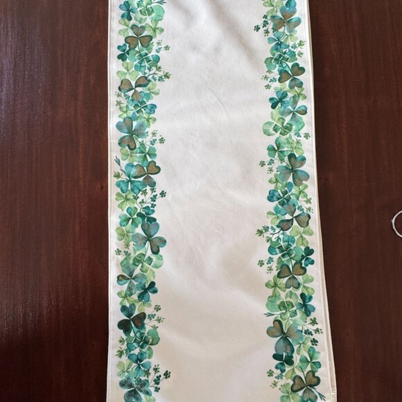 Nicole Miller Saint St Patricks Day Table Runner Shamrock Party Home Decor 14x72 - Picture 10 of 10